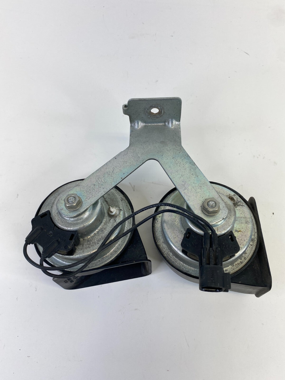 2007-2014 Ford Edge Low & High Horn Tone Alarm Pitch Siren Signal A046495 OEM