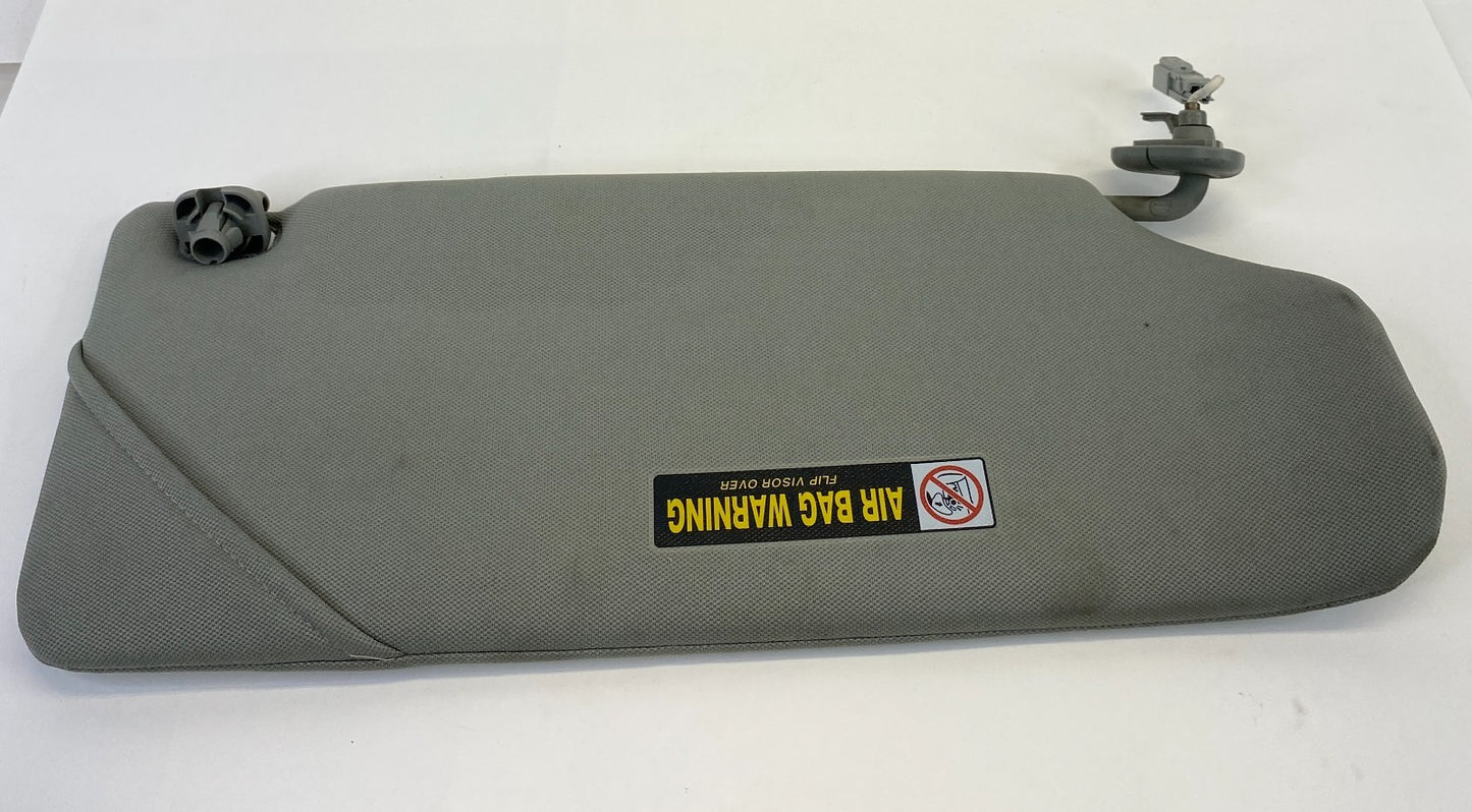 2005-2010 Honda Odyssey Left Driver Side Sunvisor Sun Visor Shade w/ Light