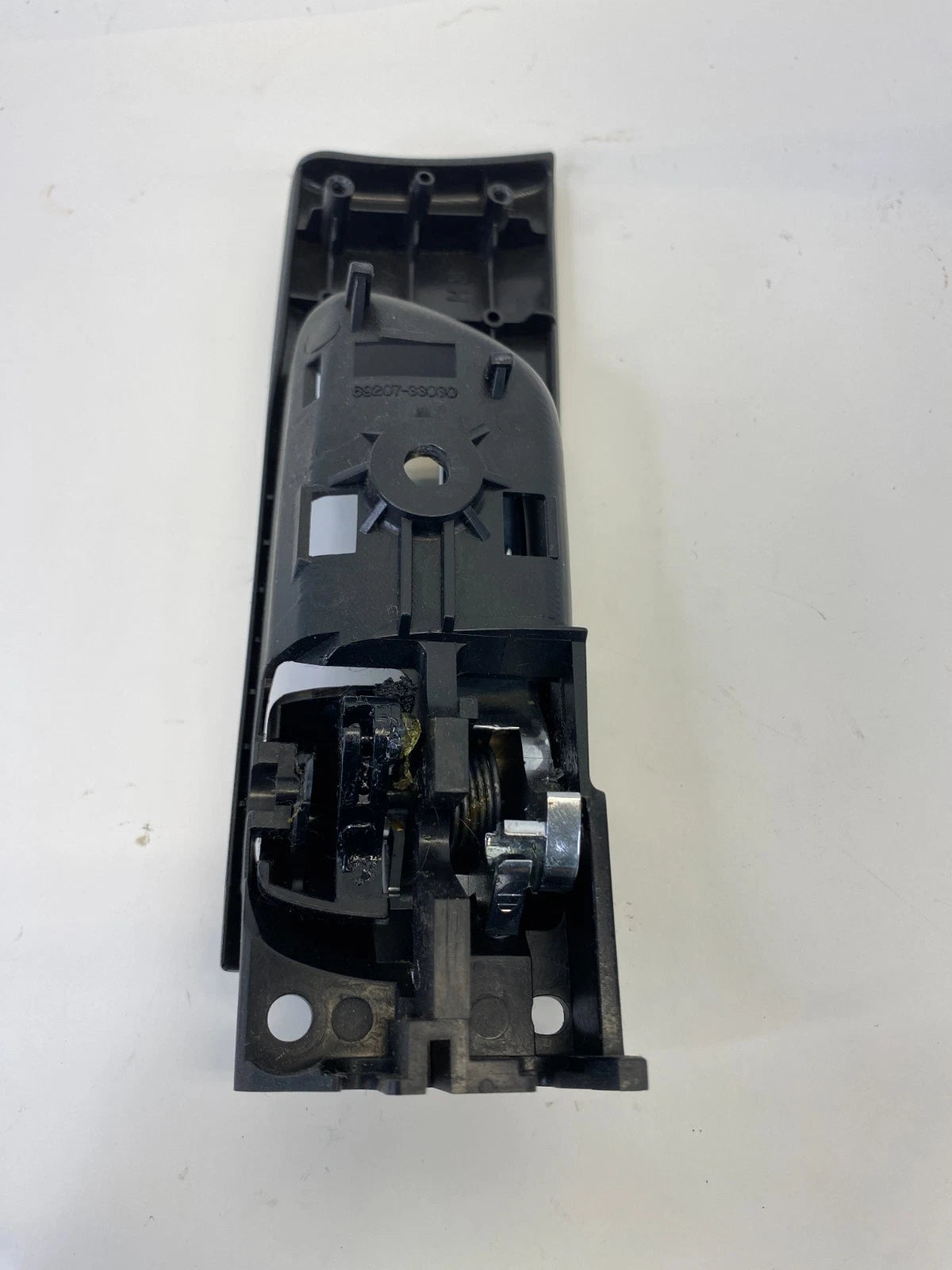 2002 2003 LEXUS ES300 REAR RIGHT BACK SIDE INTERIOR DOOR HANDLE 69207-33030 OEM