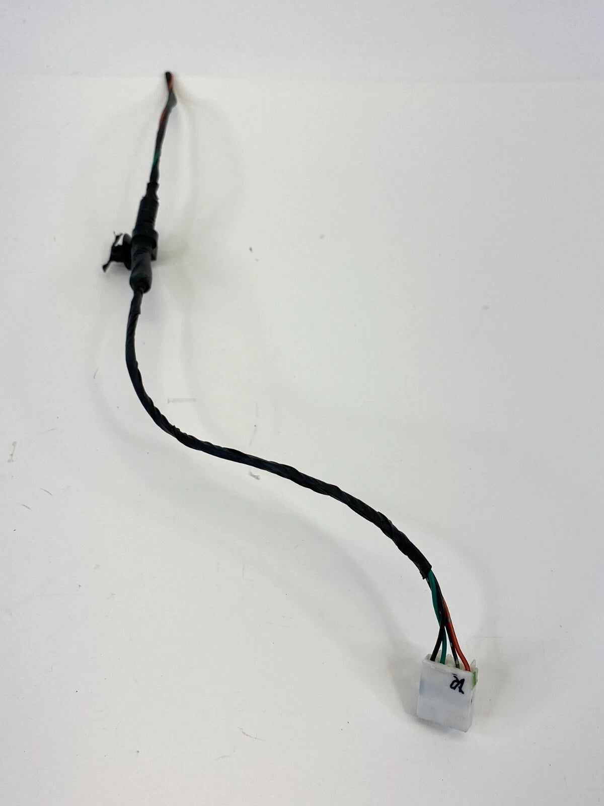 2011-2014 HYUNDAI SONATA REAR RIGHT TAIL LIGHT HARNESS WIRE PIGTAIL PLUG OEM