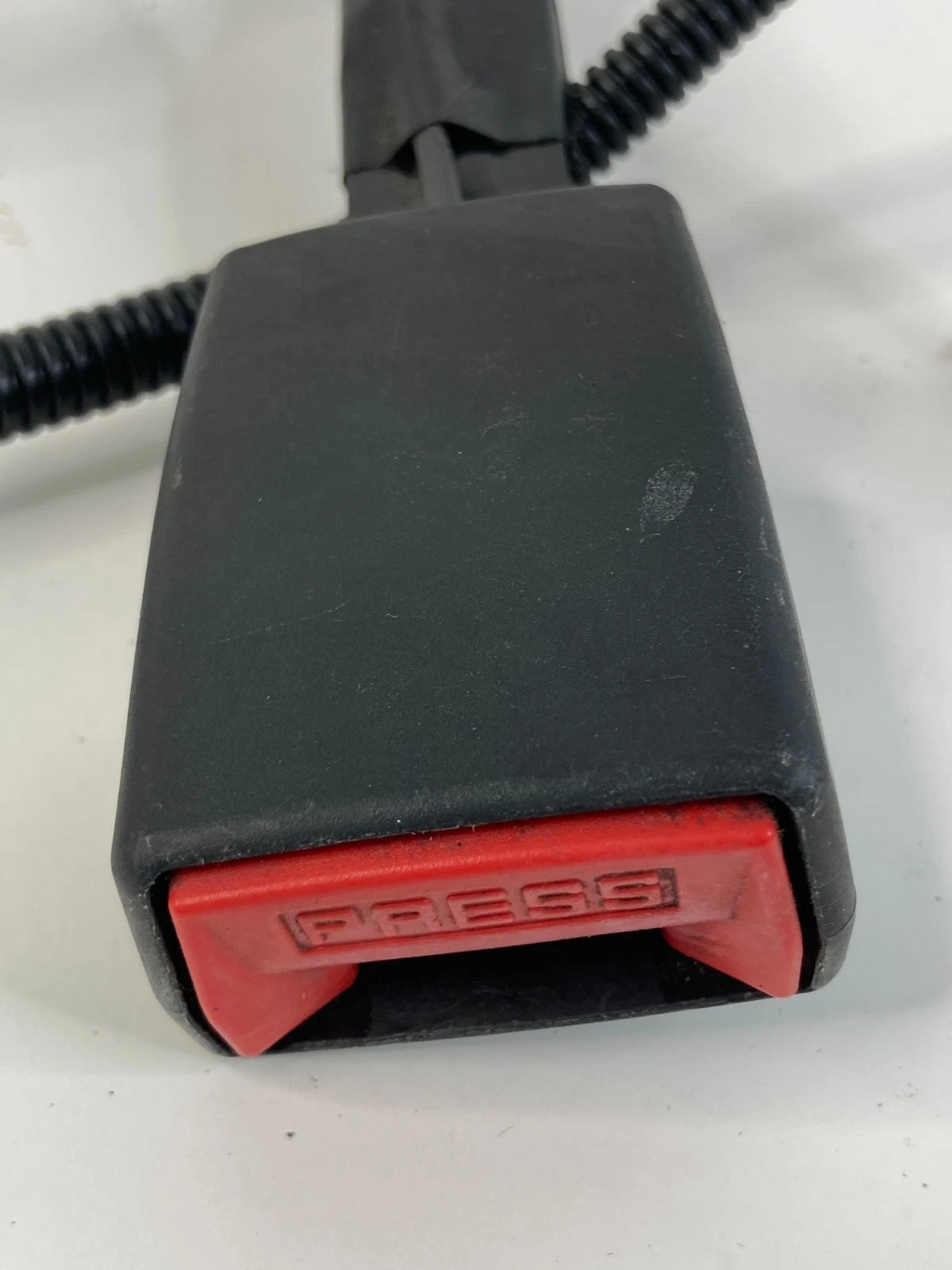 2013 14 15 16 17 18 2019 HYUNDAI SANTA FE FRONT RIGHT PASSENGER SEAT BELT BUCKLE