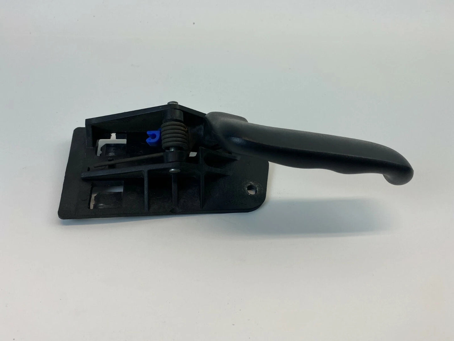 00-06 CHEVY TAHOE FRONT RIGHT PASSENGER SIDE INTERIOR DOOR HANDLE 15057527 OEM