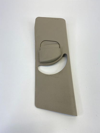 07 08 09 10 Hyundai Elantra Front Left Side Seat Belt Height Adjuster Cover OEM