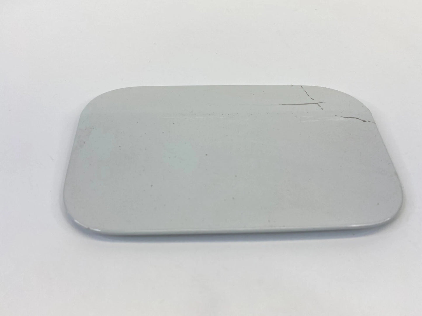 2004-2007 BMW 530i 525i SEDAN FUEL GAS TANK DOOR FILLER LID COVER WHITE OEM