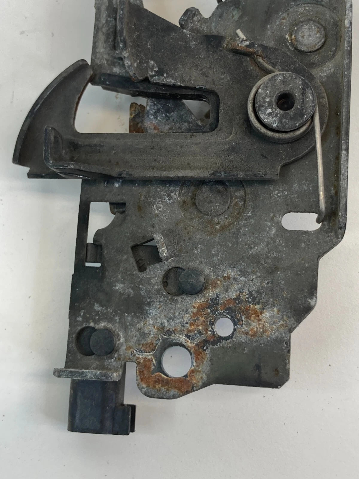 2012 FORD FOCUS 2013-2019 FORD ESCAPE FRONT HOOD LOCK LATCH RELEASE ACTUATOR OEM