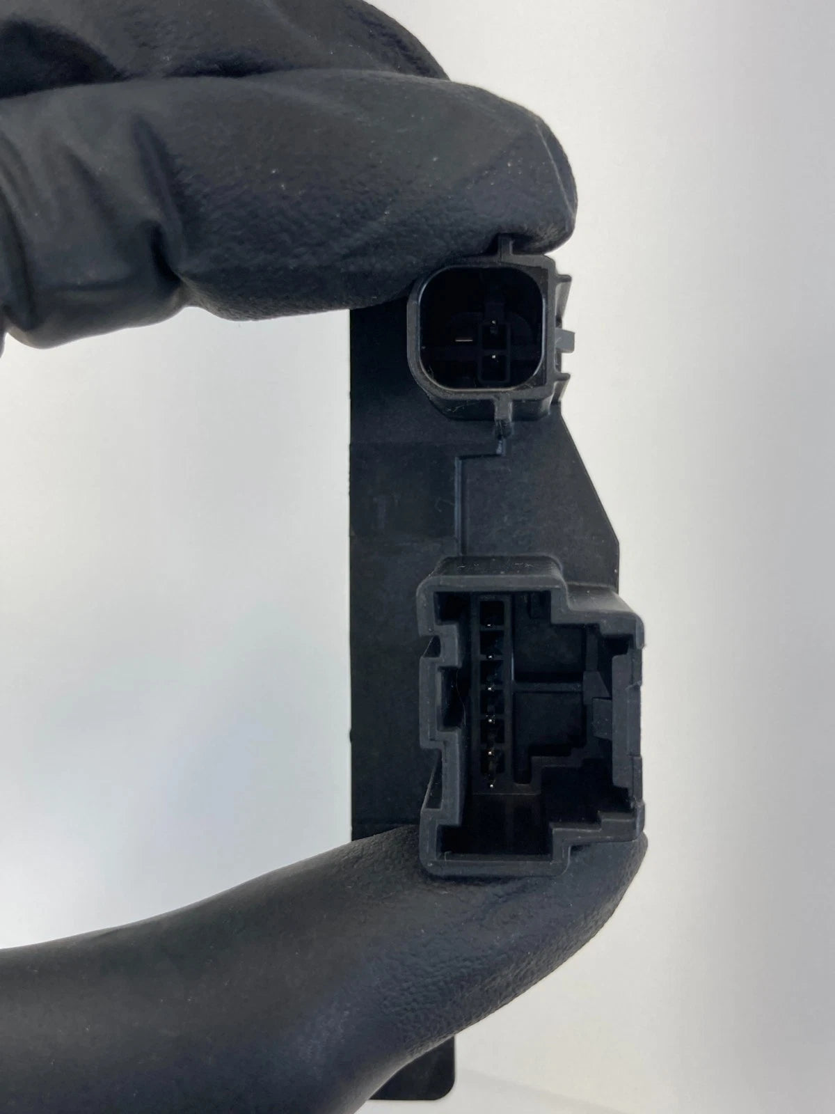 2012-2016 CHEVROLET CRUZE FRONT SEAT OCCUPANT OCCUPANCY MODULE 23428010 OEM