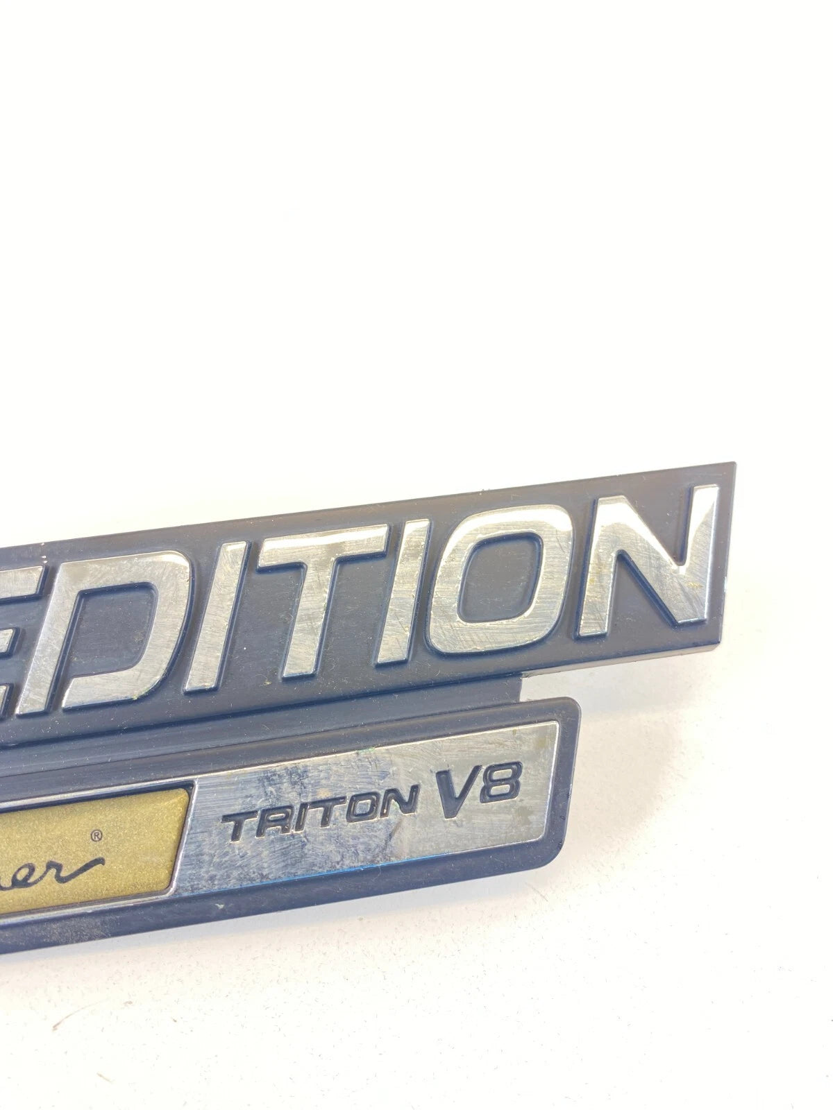 1997-2002 FORD EXPEDITION EDDIE BAUER TRITON V8 FENDER EMBLEM BADGE LOGO