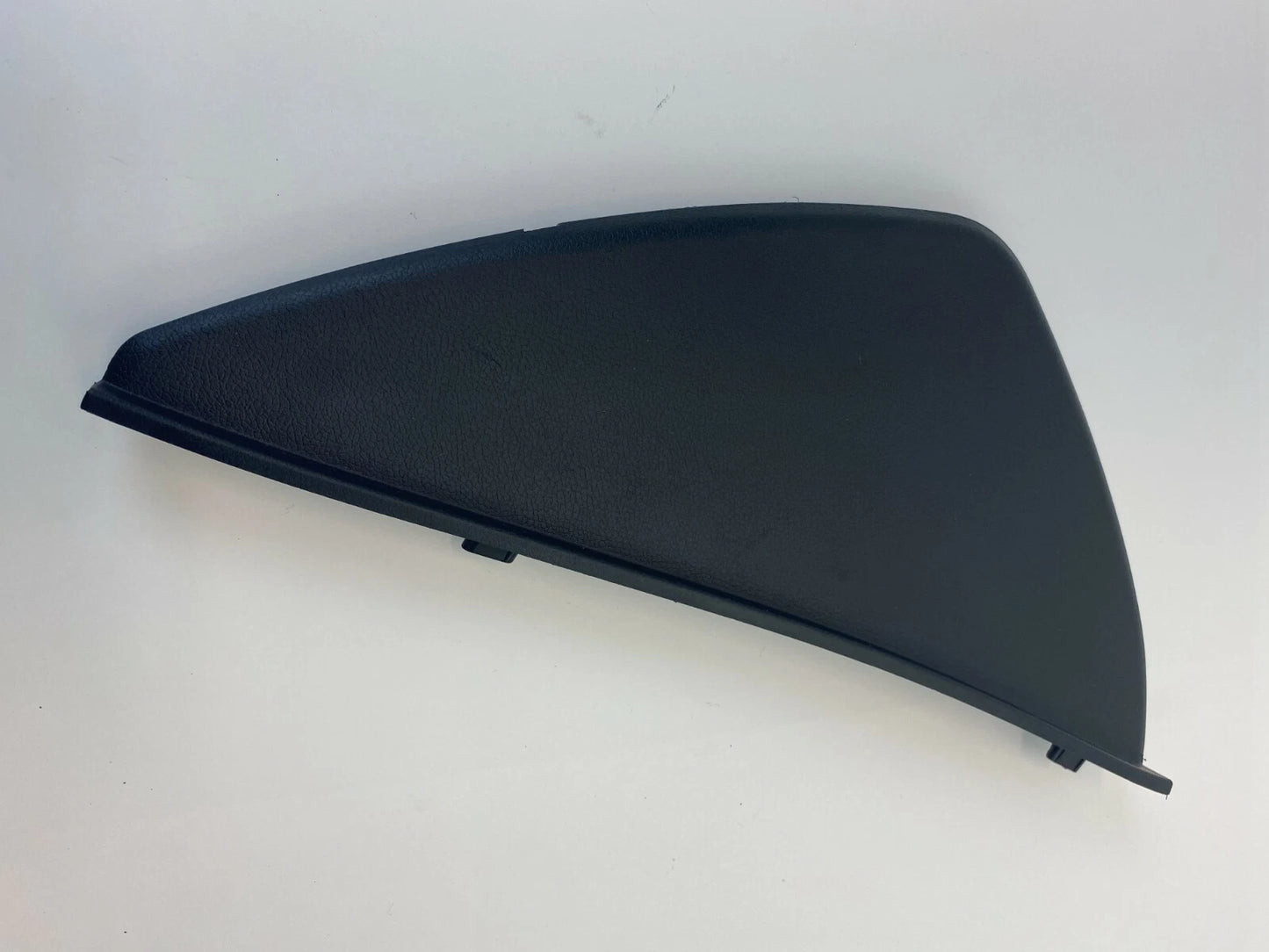 2011-2014 HYUNDAI SONATA FRONT RIGHT PASSENGER SIDE END CAP DASH COVER TRIM OEM