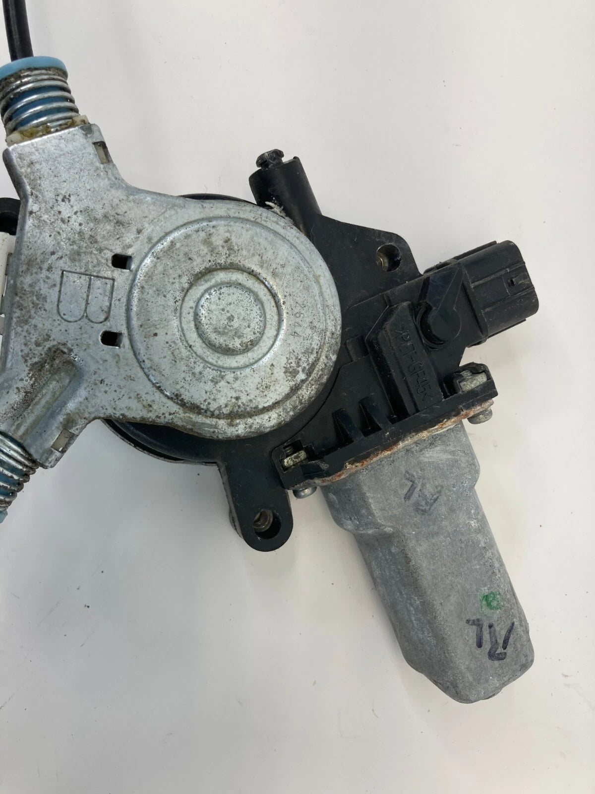 2004-2008 ACURA TL REAR LEFT DOOR POWER WINDOW REGULATOR W/ MOTOR 1920B-40914X