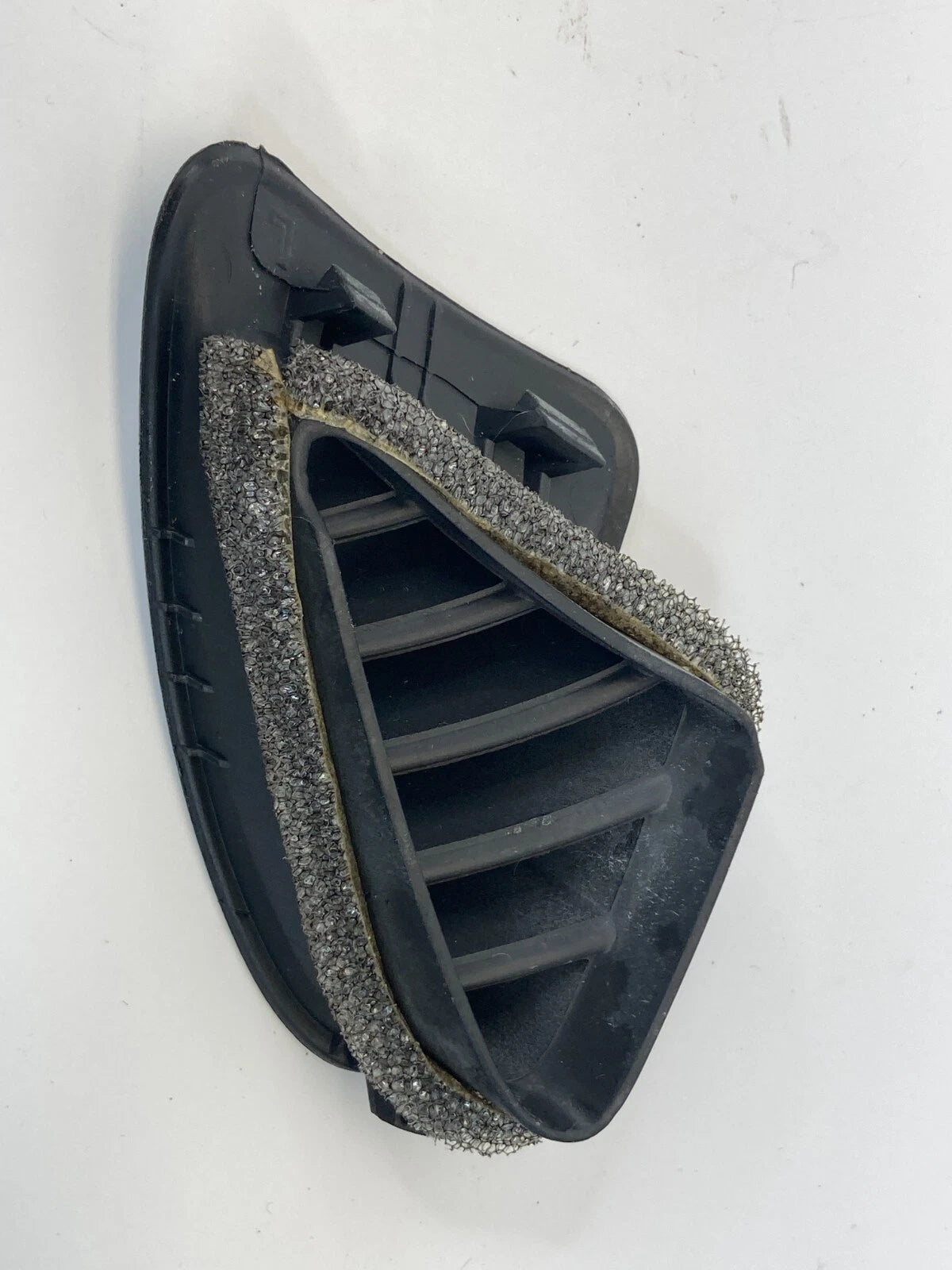 2012-2020 CHEVY SONIC FRONT LEFT SIDE UPPER DASH AC AIR VENT DEFROSTER GRILLE