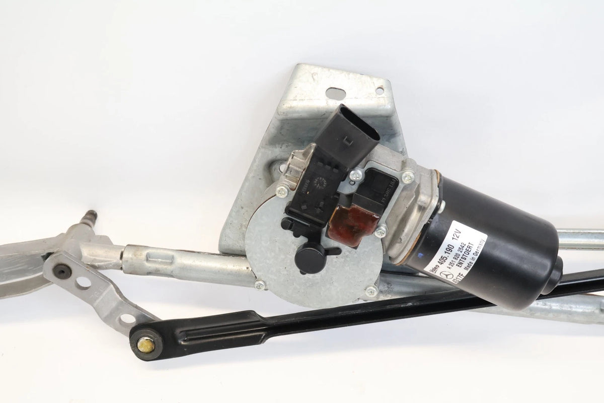 2006-2013 MERCEDES-BENZ W251 R350 R320 FRONT WIPER MOTOR W/ LINKAGE A2518200440