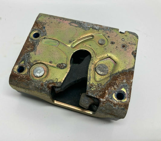01-07 FORD ESCAPE 05-07 MARINER REAR TRUNK LATCH LOCK ACTUATOR YL847843102AA OEM