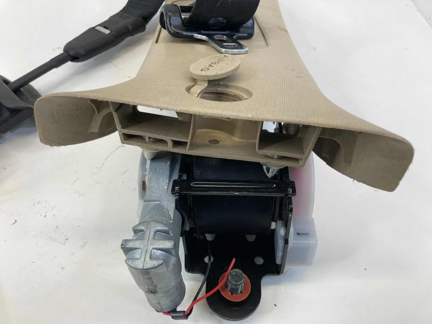 2012-2017 HYUNDAI ACCENT FRONT LEFT DRIVER SEAT BELT RETRACTOR FR LH 88870-1R600