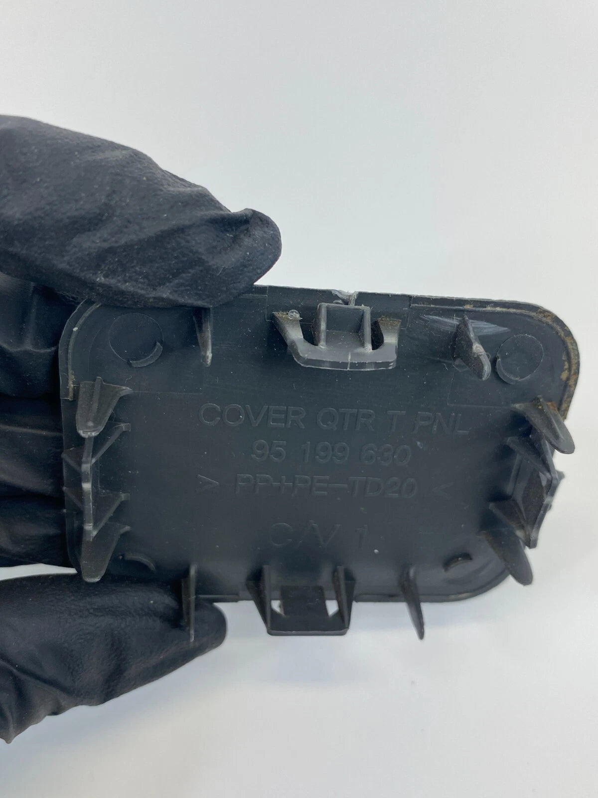 2013-2015 CHEVROLET SPARK INTERIOR INNER QUARTER PANEL COVER TRIM CAP 95199630