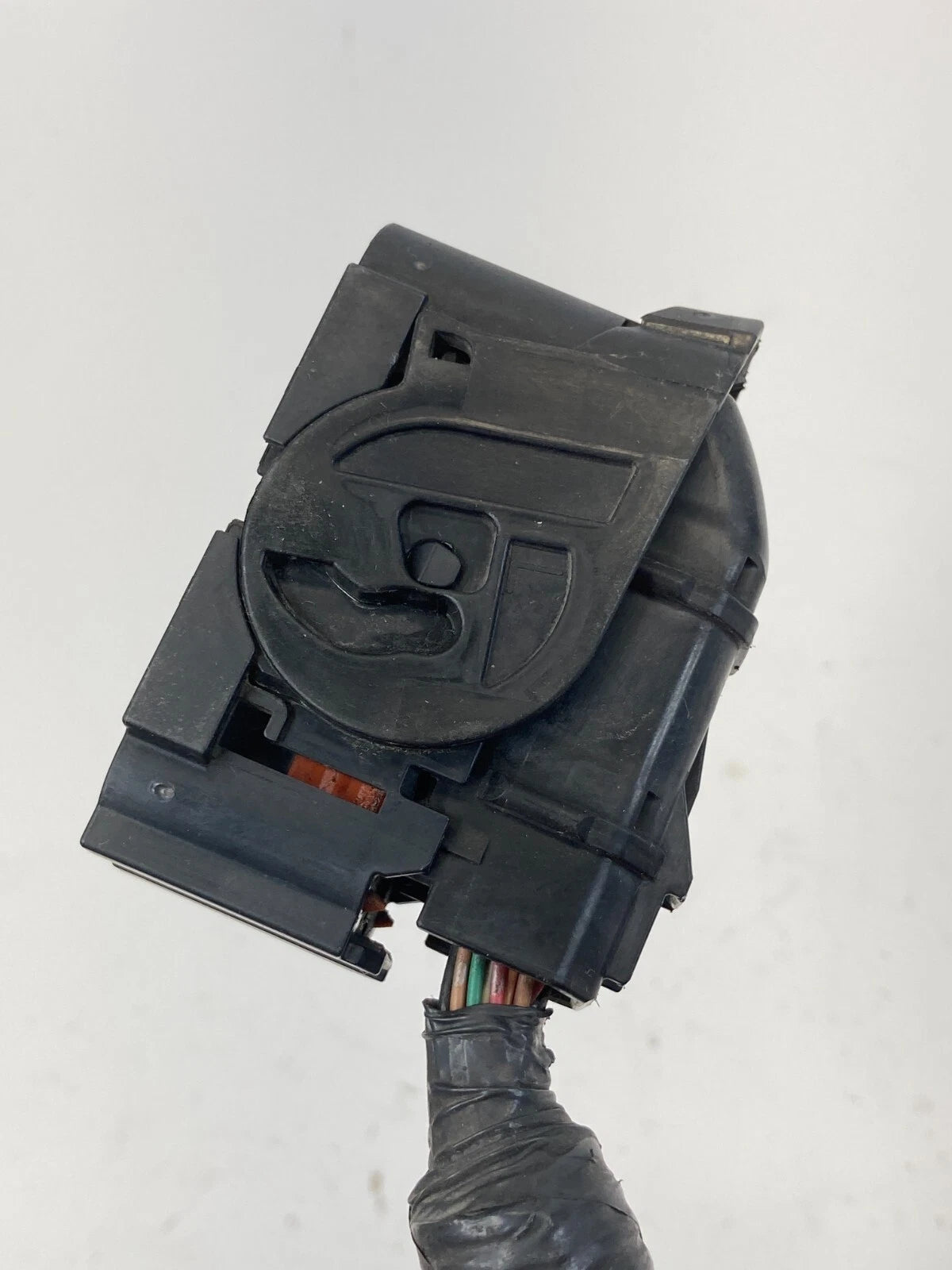 08-12 NISSAN ROGUE FWD 2.5L L4 AT ABS ANTI LOCK BRAKE PUMP CONNECTOR PLUG RELAY