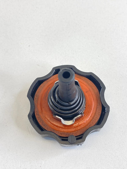 2000-2005 00-05 CHEVROLET IMPALA 3.4L POWER STEERING PUMP RESERVOIR COVER CAP