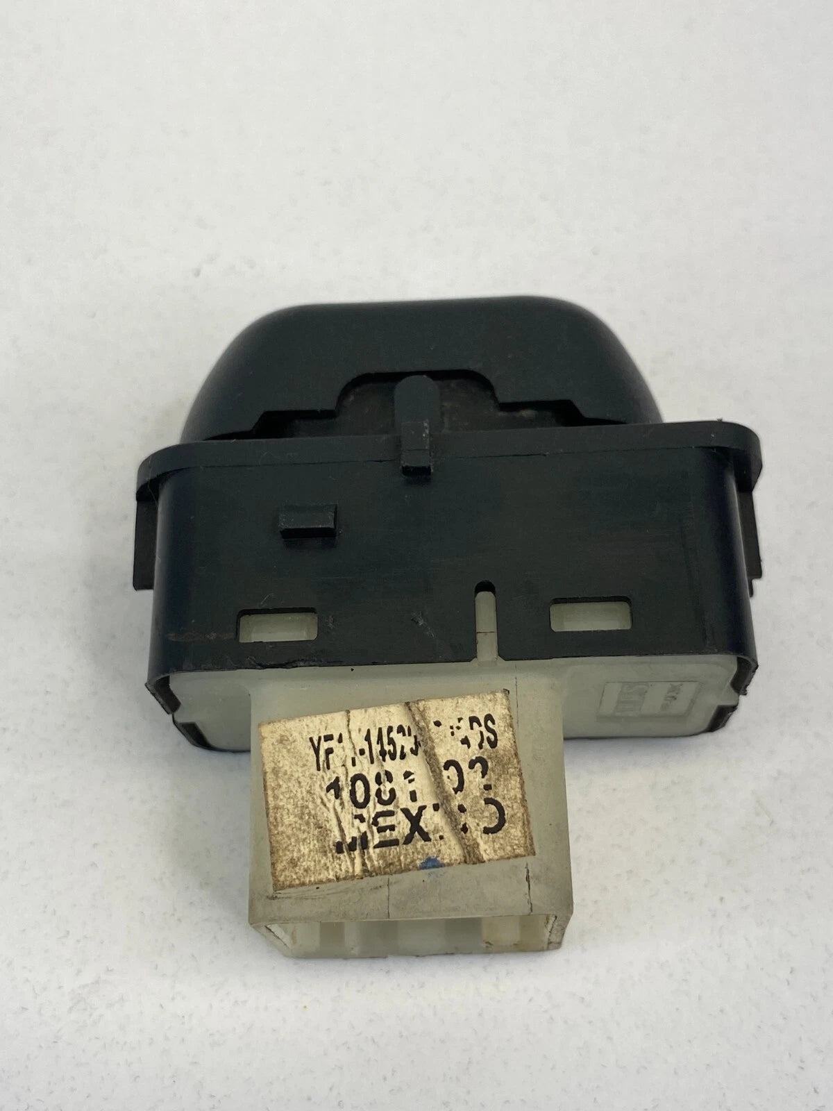 2000-2007 FORD TAURUS REAR LEFT DRIVER SIDE DOOR WINDOW CONTROL SWITCH YF1T14529