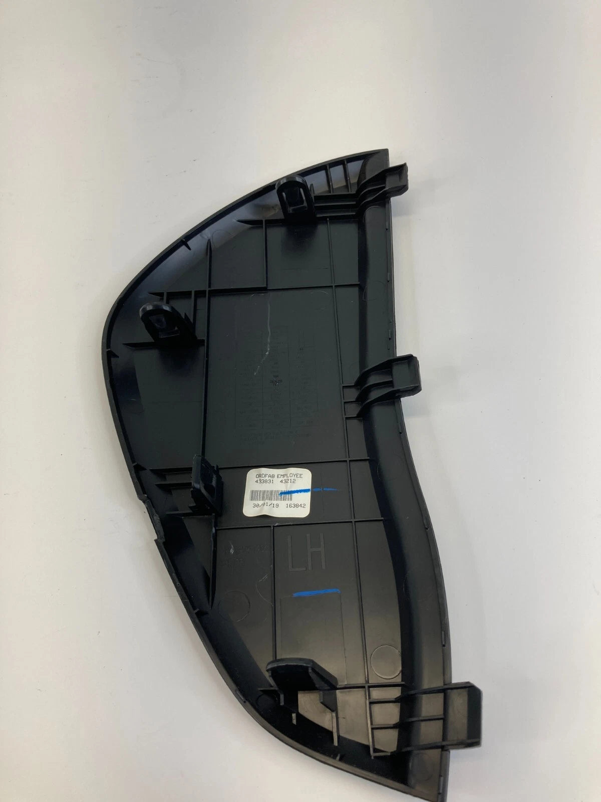 13-19 NISSAN SENTRA FRONT LEFT SIDE DASH END CAP COVER PANEL TRIM 68499-3YU0A