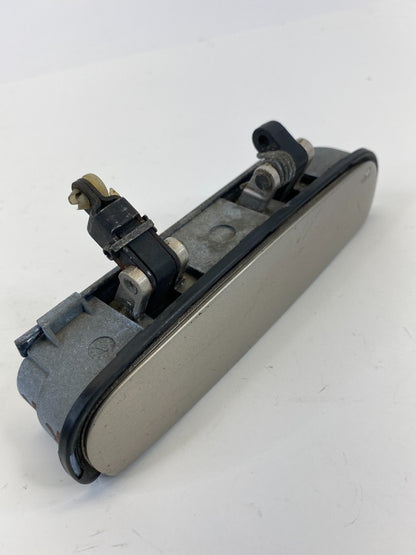 98-04 Audi A6 Quattro Rear Right Back Side Exterior Door Handle 4B2-837-886 OEM