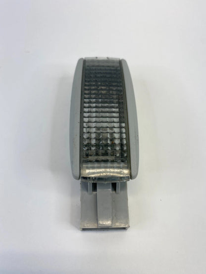 1998-2010 VOLKSWAGEN BEETLE FRONT SUNVISOR LAMP SUN VISOR VANITY LIGHT 3B0947113