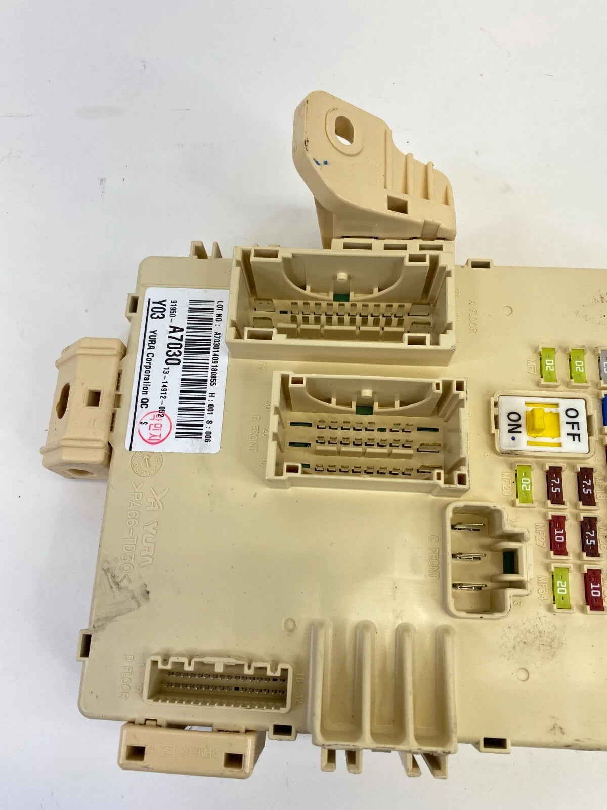 2014-2016 KIA FORTE INTERIOR DASH FUSE BOX RELAY COMPARTMENT 91950-A7030 OEM