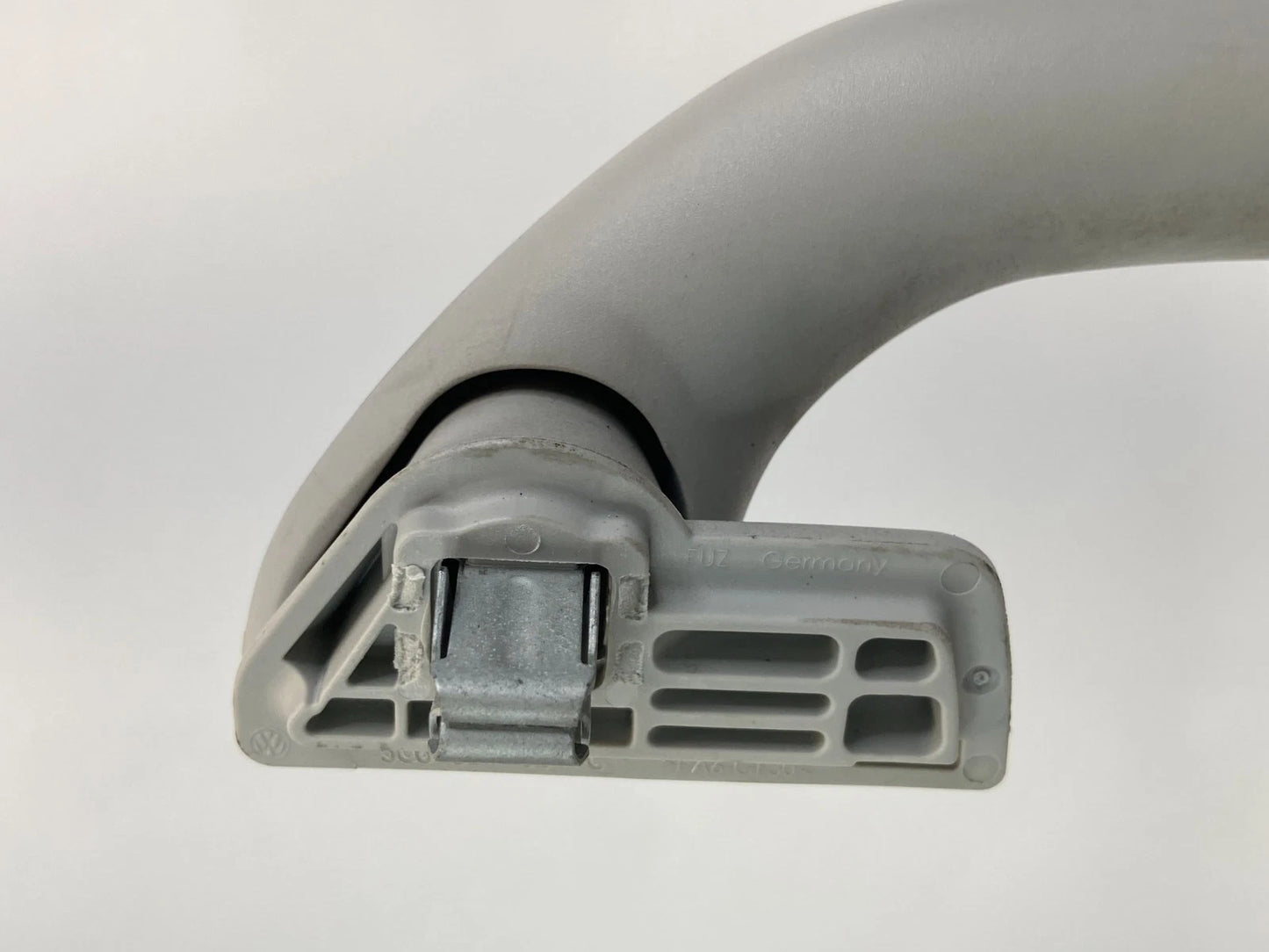 11-18 VOLKSWAGEN JETTA SEDAN INNER ROOF REAR RIGHT GRAB HANDLE 5C6857607C OEM