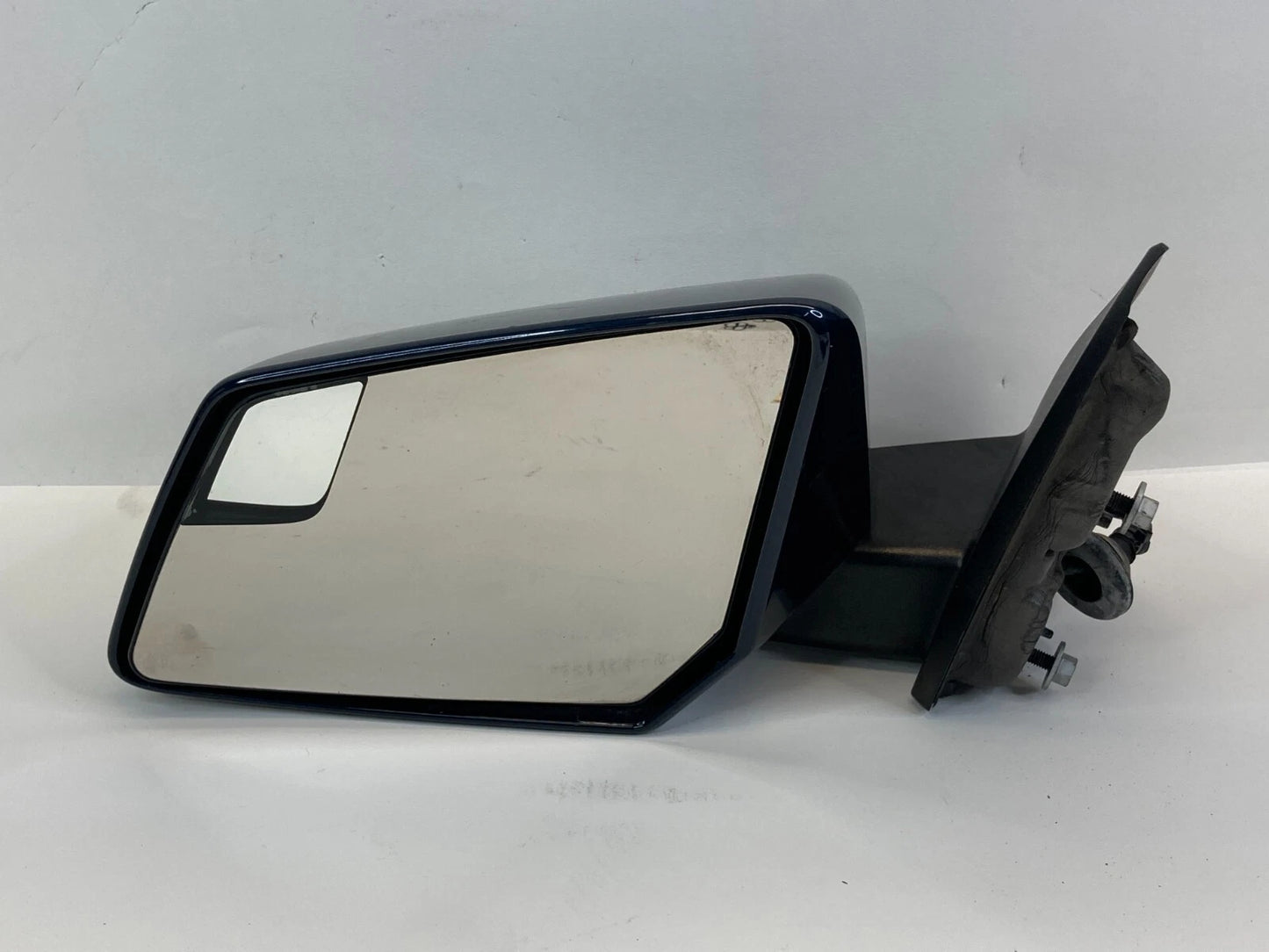 09-12 CHEVY TRAVERSE LEFT DRIVER SIDE VIEW POWER DOOR MIRROR TURN SIGNAL BLUE