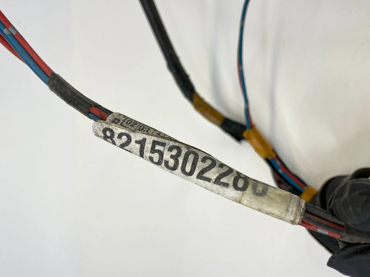 03 04 TOYOTA COROLLA REAR RIGHT SIDE DOOR WIRING HARNESS WIRE CABLE 8215302280
