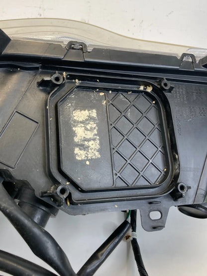 2011 2012 Toyota Avalon Front Right Side Headlight Headlamp Halogen OEM