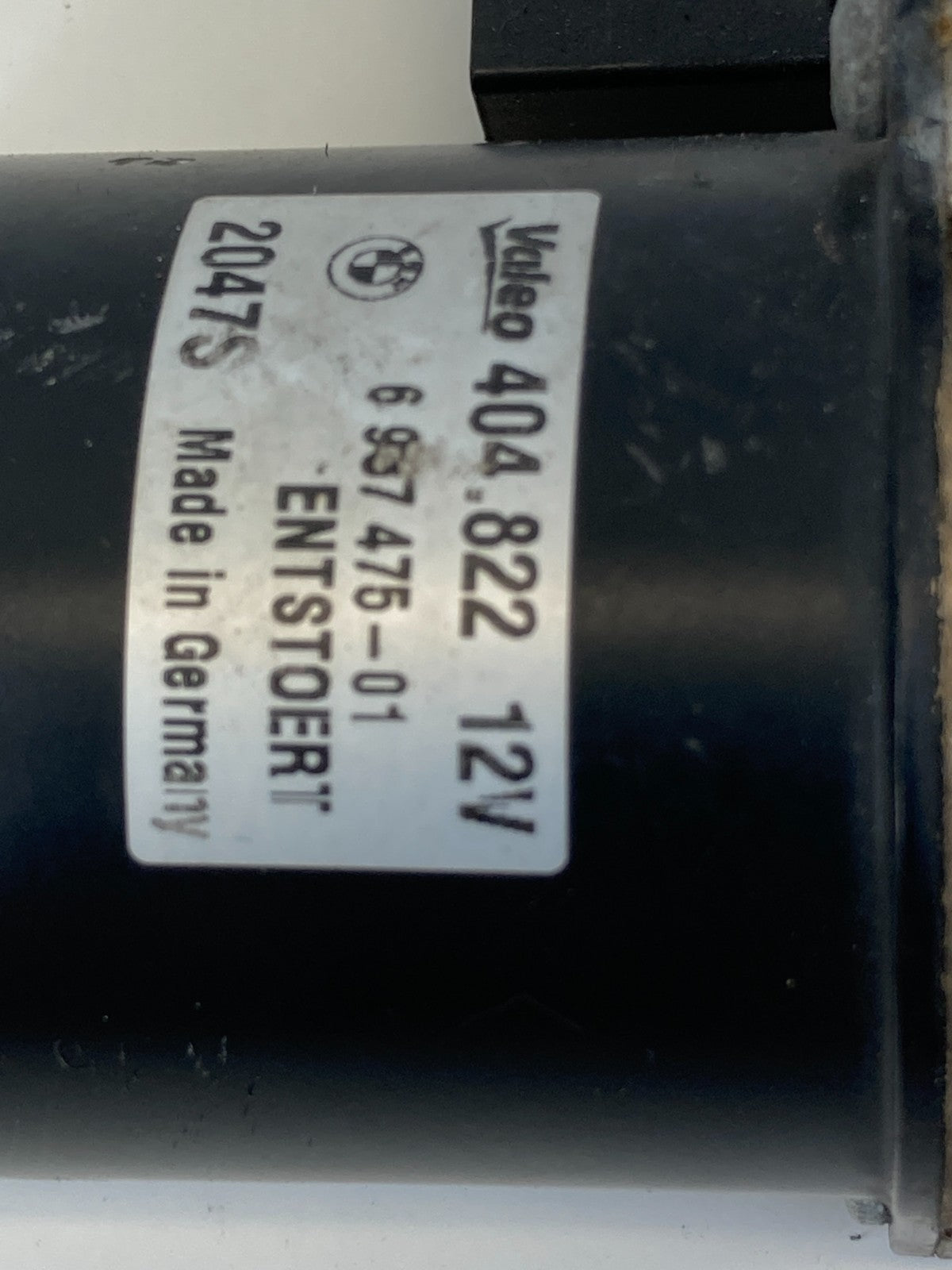 2004-2007 BMW 525i 530i Front Windshield Wiper Motor 6-987-475-01 OEM