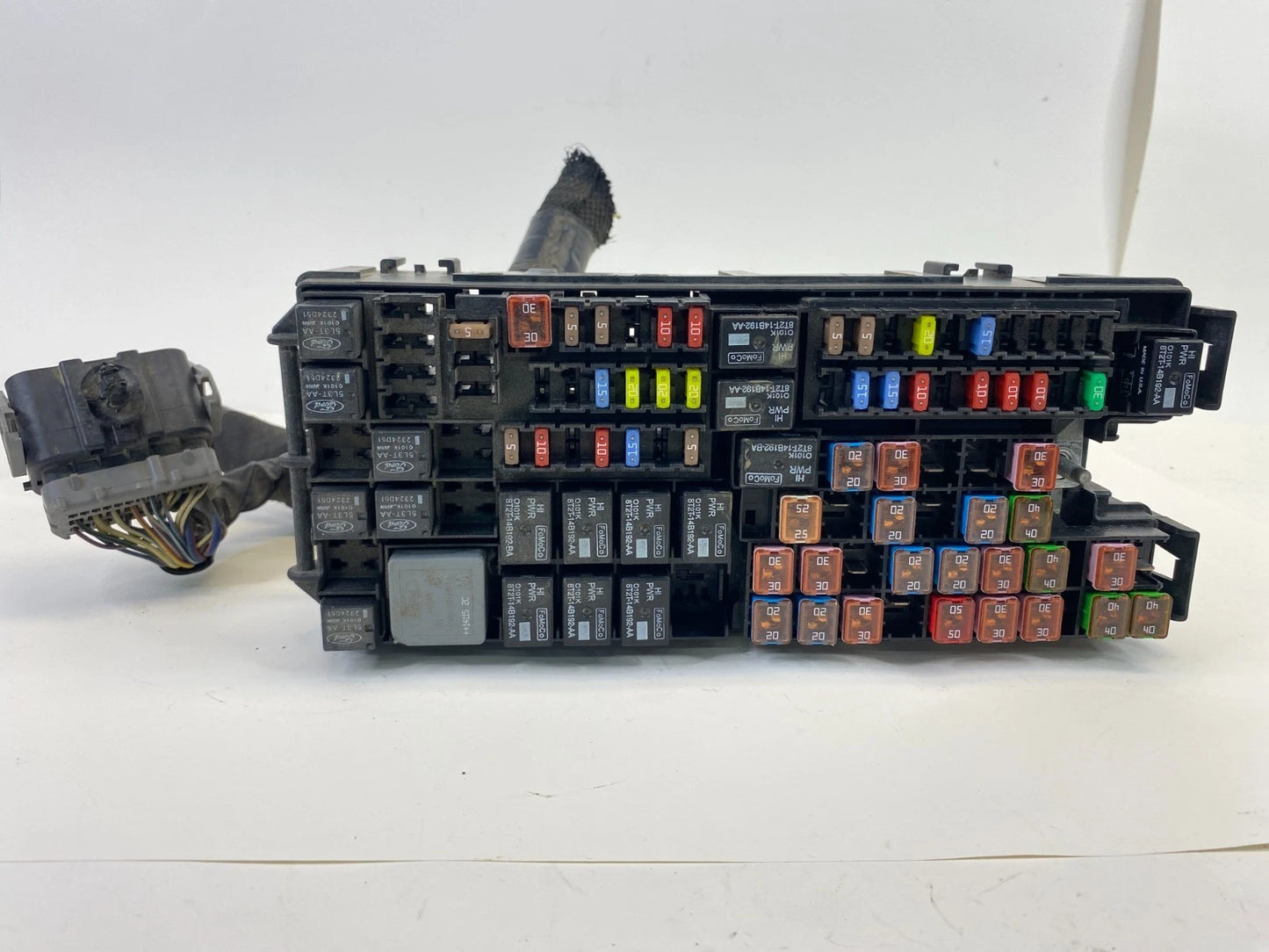 13-19 Ford Flex Taurus MKT 3.5L V6 Under Hood Cabin Fuse Relay Junction Block