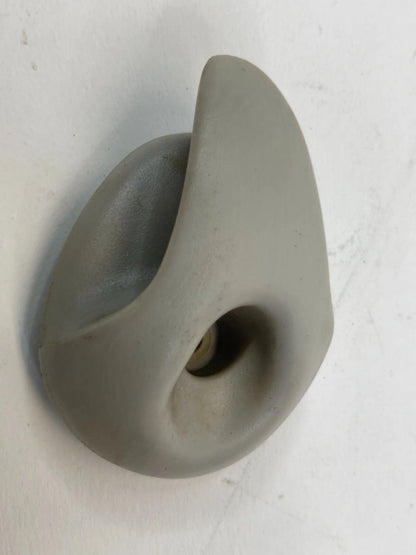 2005-2010 CHEVY COBALT COUPE CLOTH HANGER HOOK 15861475 OEM
