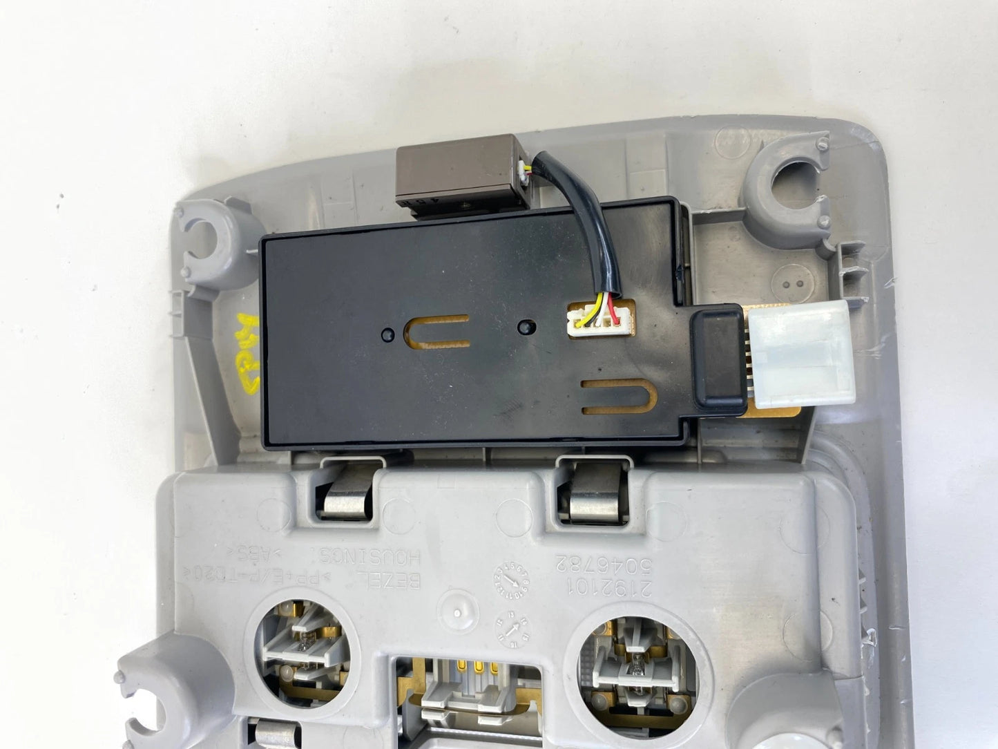 14-19 TOYOTA COROLLA OVERHEAD CONSOLE DOME MAP LIGHT SUNROOF SWITCH OEM 5046782
