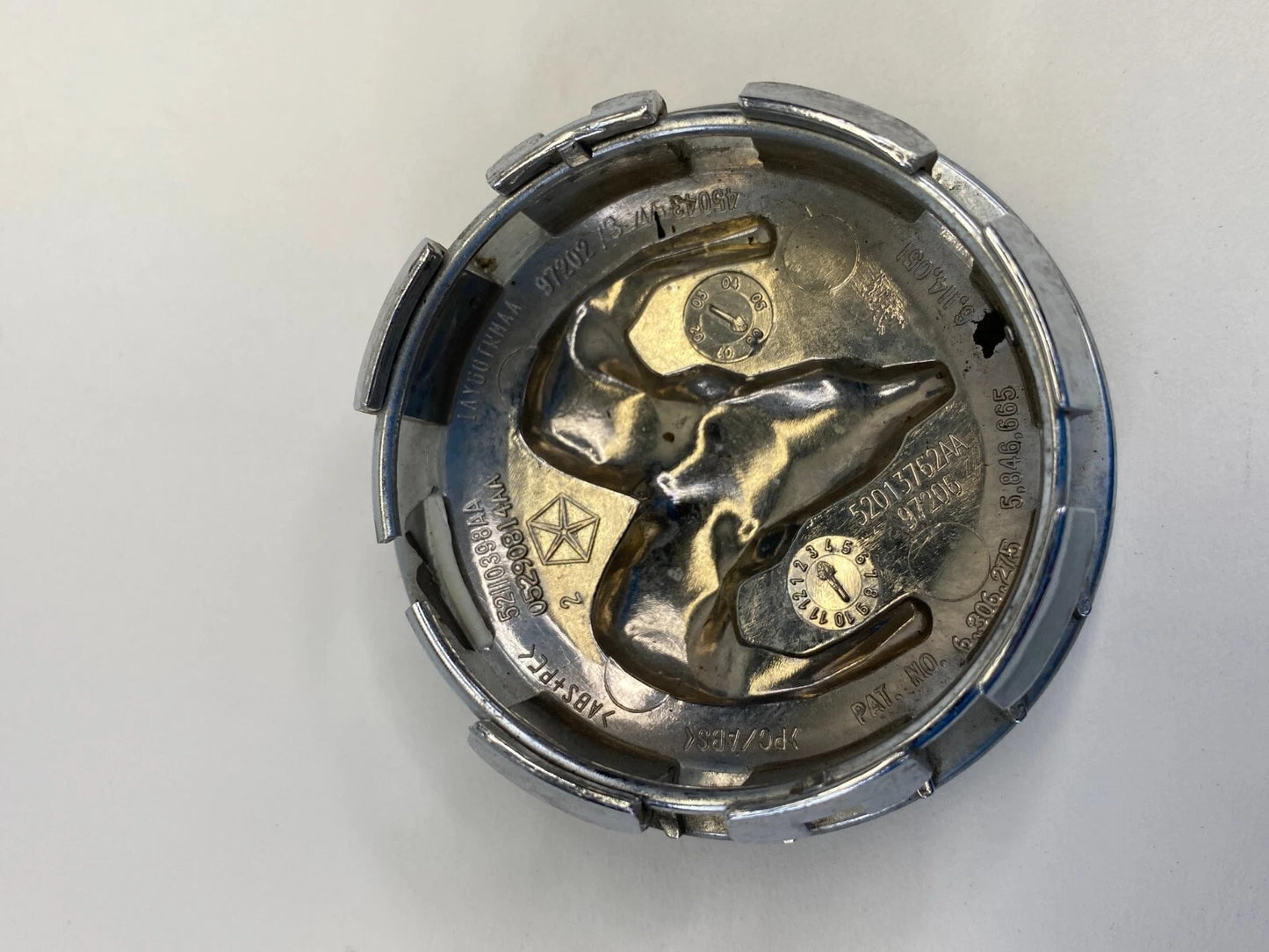 2008-2014 DODGE AVENGER WHEEL CENTER HUB CAP CHROME RAM HEAD UNIT OEM 05290814AA