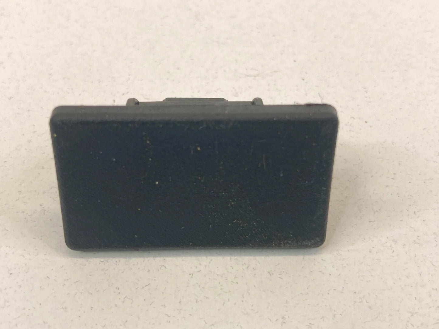 2007-2013 MITSUBISHI OUTLANDER INTERIOR PLUG CAP GARNISH COVER UNIT OEM 8030A061