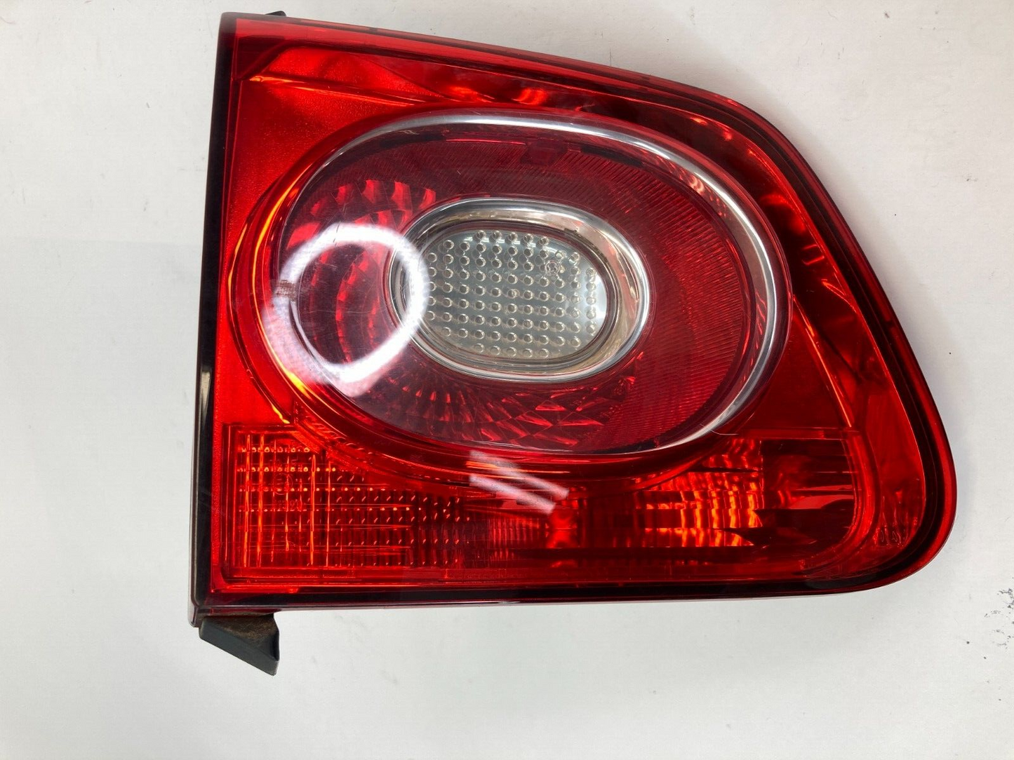 2009-2011 Volkswagen Tiguan Rear Left Side Liftgate Tail Gate Inner Tail Light