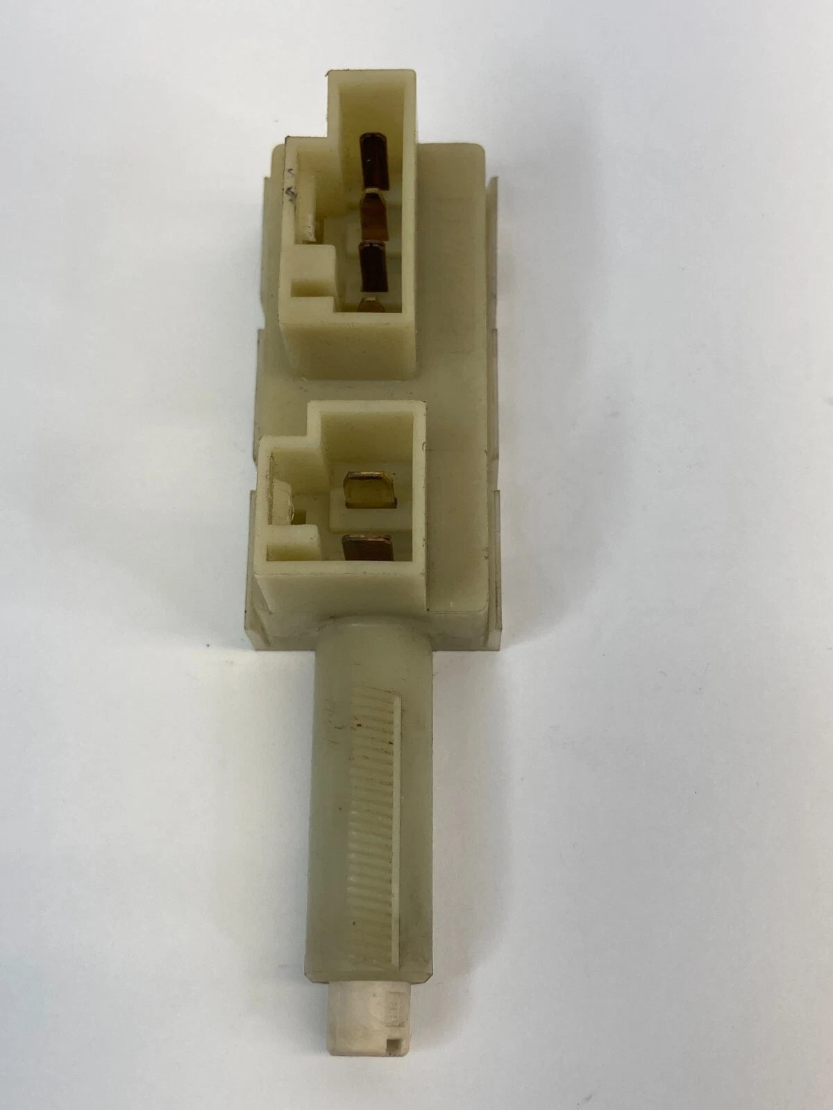 2001-2005 PONTIAC AZTEK AUTO/TRANSMISSION SHIFTER STOPLIGHT SWITCH 10413153 OEM