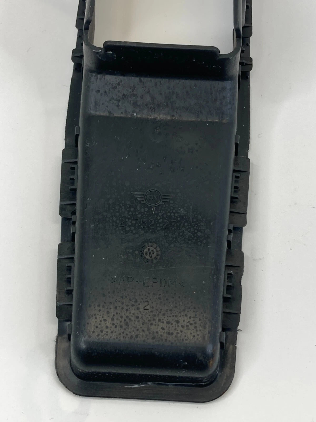07-13 MINI COOPER REAR LEFT SIDE INSERT TRIM LUGGAGE COMPARTMENT 2752257 OEM