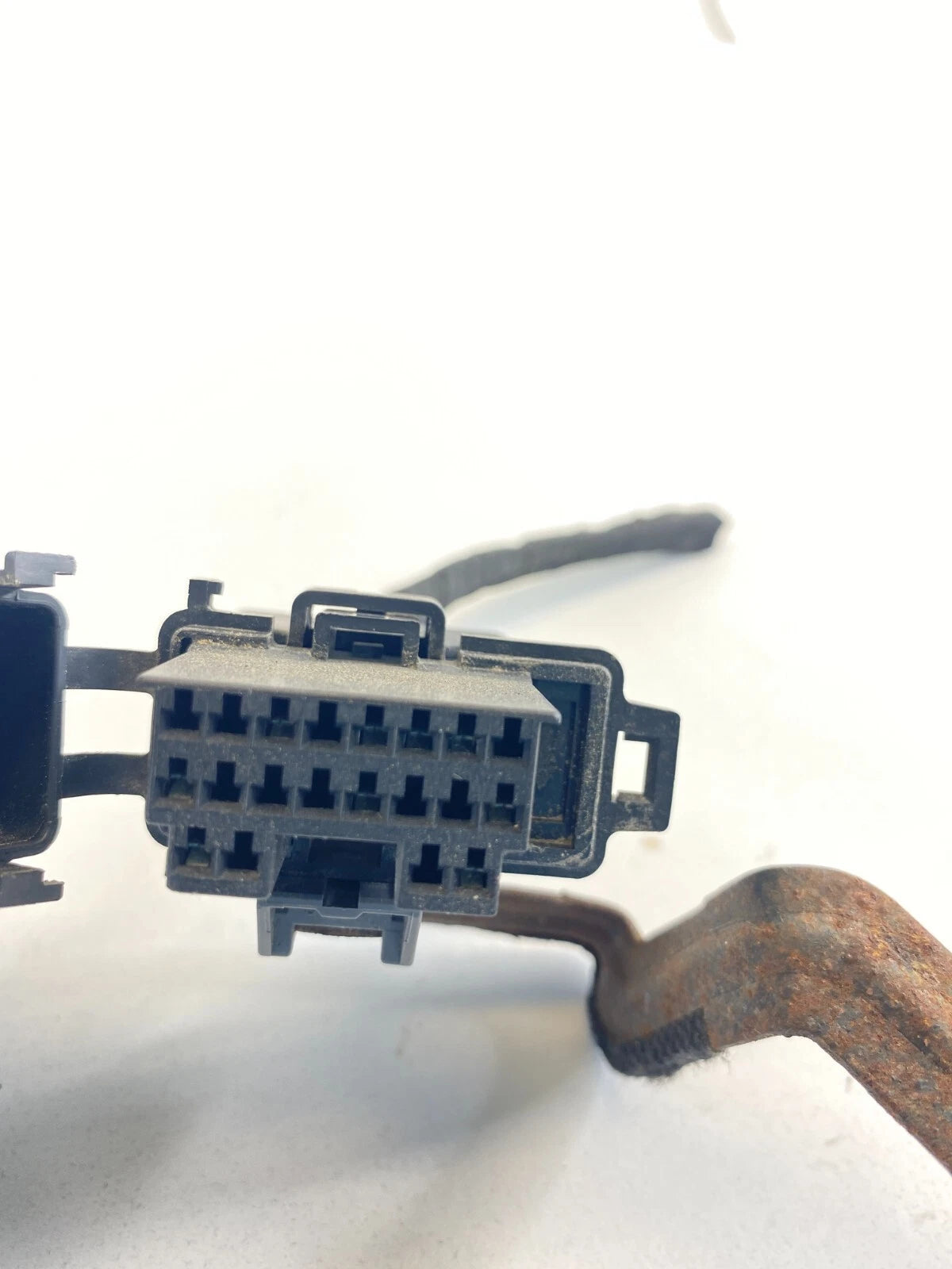 2007-2010 HYUNDAI ELANTRA 2.0L DIAGNOSTIC PLUG PORT SOCKET CONNECTOR MG632867
