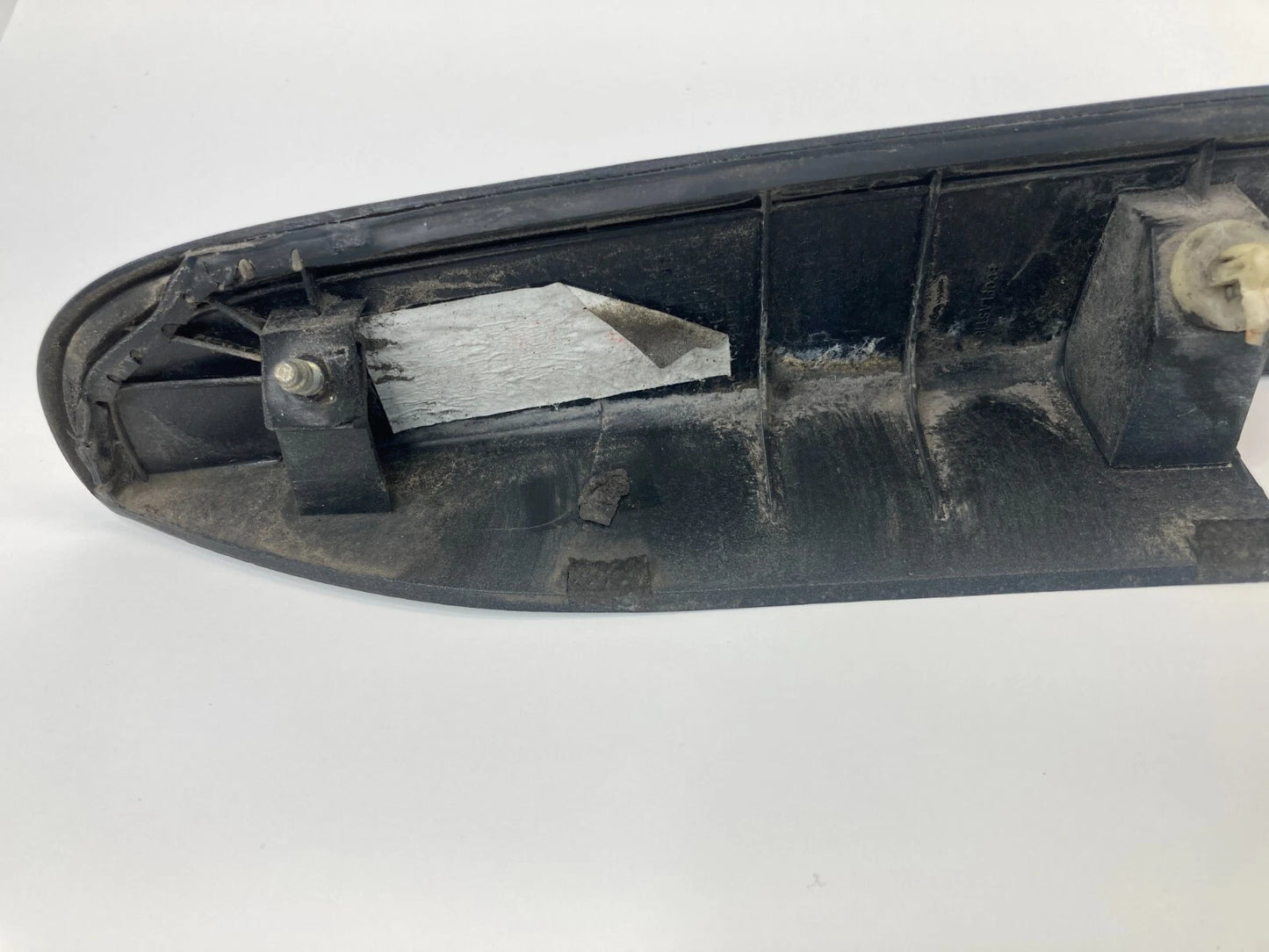 07-11 HYUNDAI ACCENT REAR TAILGATE LIFTGATE HATCH MOLDING TRIM COVER 87370-1E210