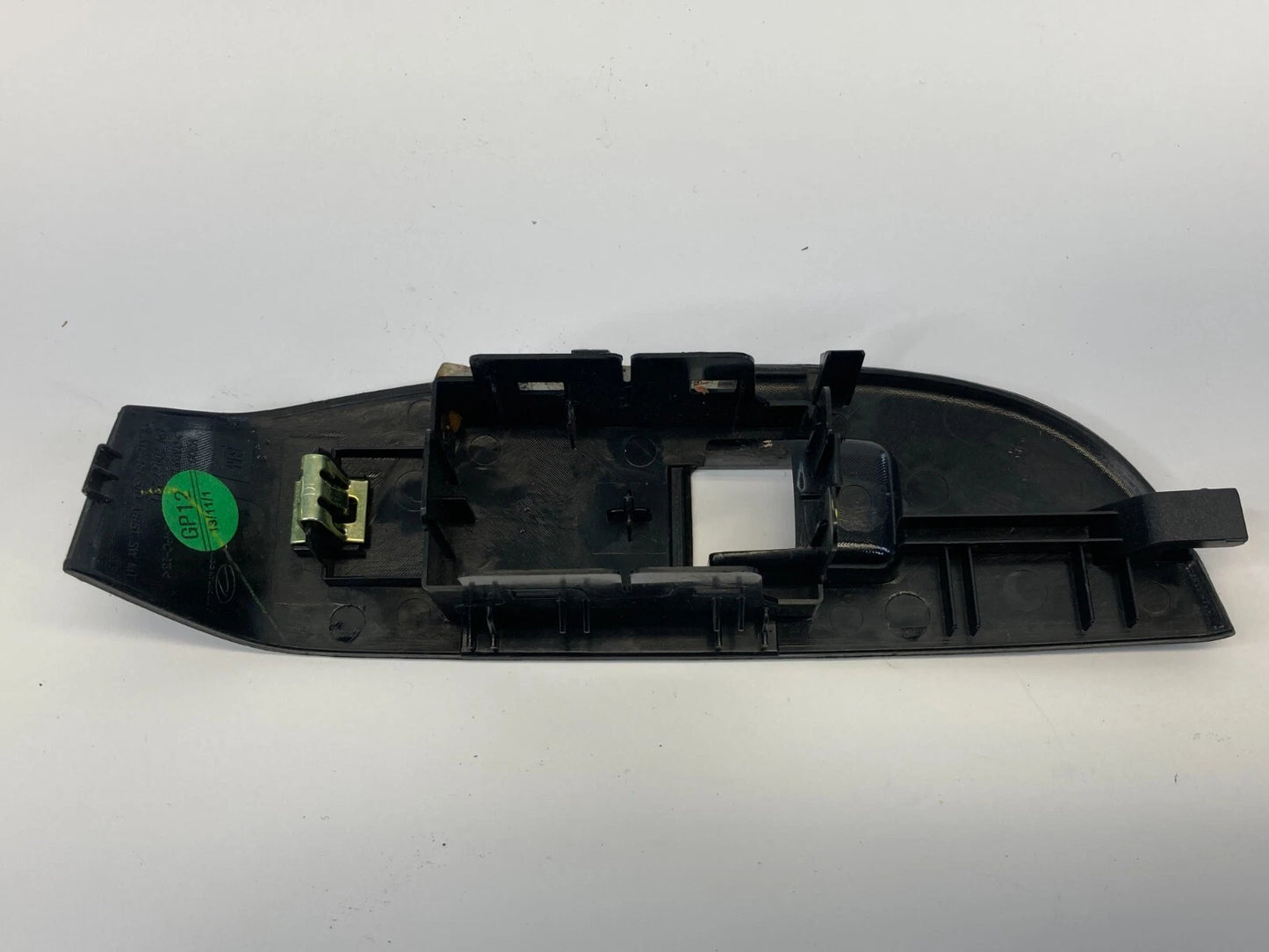 2013-2015 CHEVROLET MALIBU REAR LEFT DOOR POWER WINDOW SWITCH BEZEL 20977231 OEM
