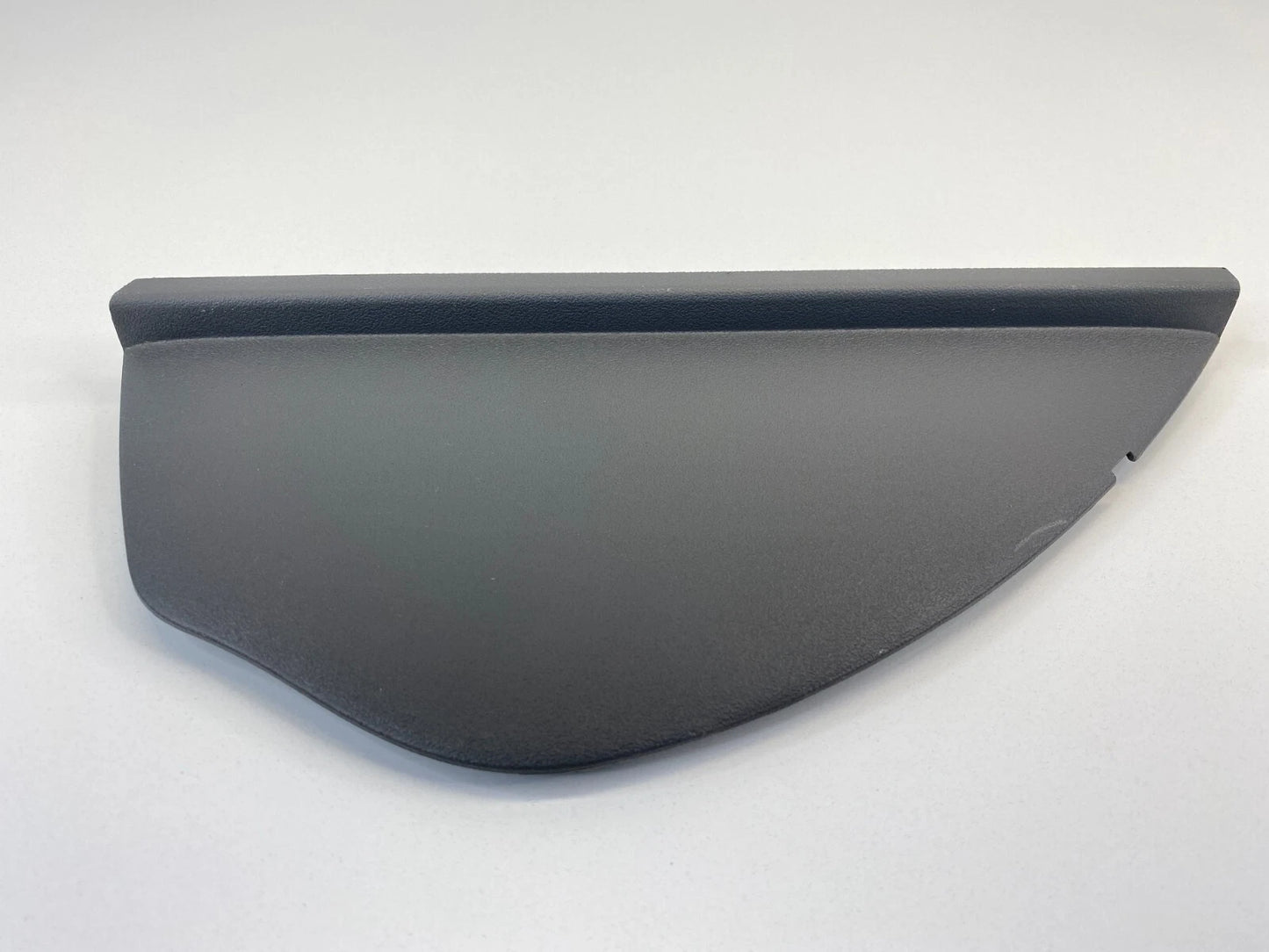 2006-2011 KIA RIO5 RIO RIGHT PASSENGER SIDE DASH END CAP BEZEL TRIM 84725-1G001