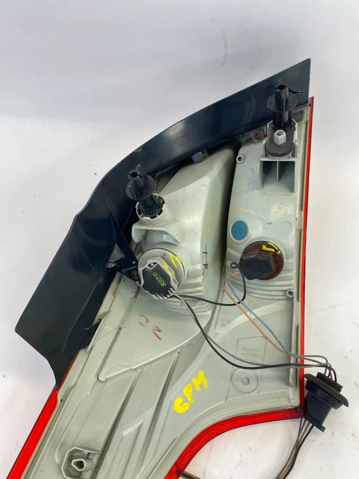 2012 2013 2014 FORD FOCUS SEDAN RIGHT PASSENGER OUTER TAIL LIGHT TAILLAMP OEM