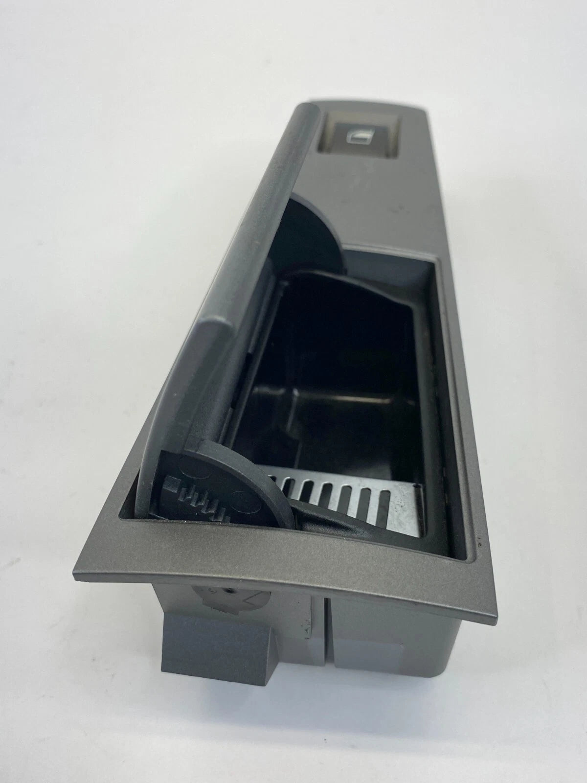 02-05 BMW 745I 745LI 03-08 760LI REAR LEFT WINDOW SWITCH TRIM ASHTRAY FINISHER