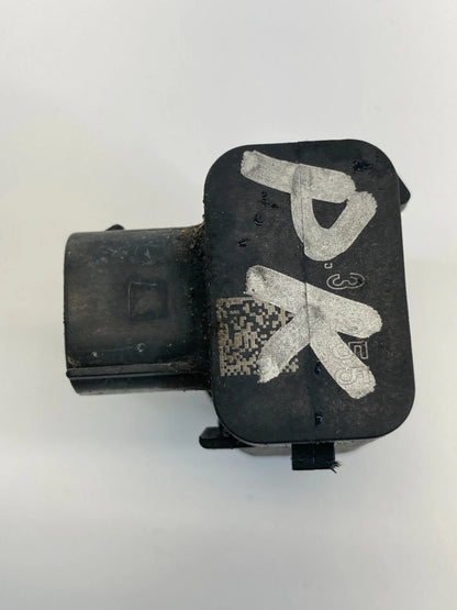 2005-2008 CHRYSLER 300 BUMPER PARKING AID DISTANCE SENSOR BOSCH 0263003255 OEM