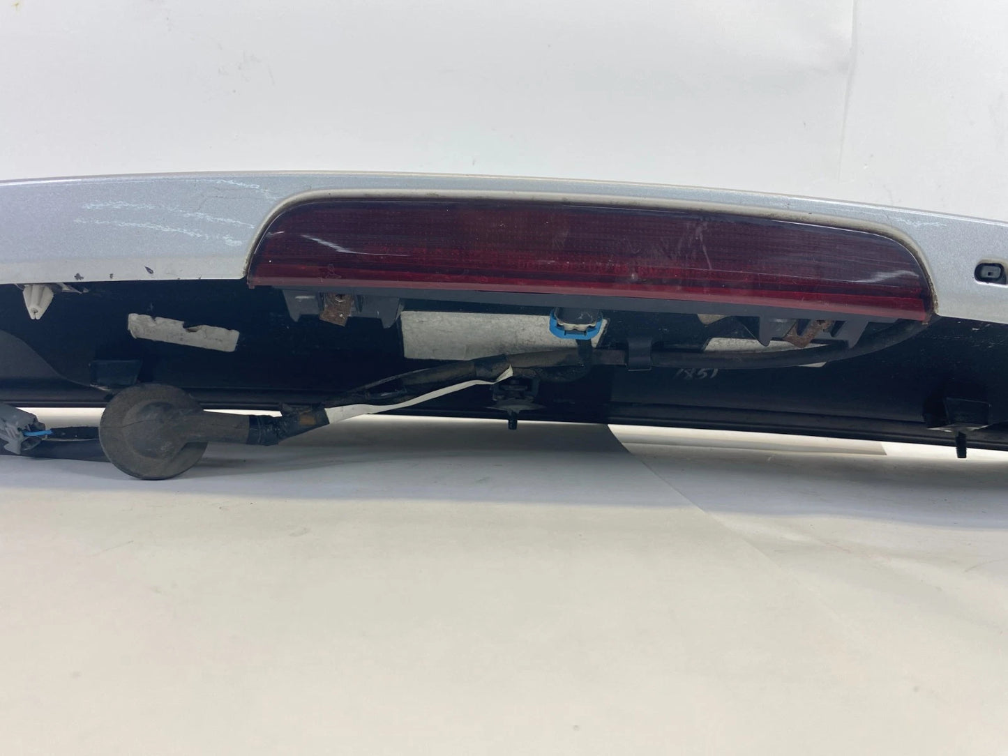 2008-2017 BUICK ENCLAVE TRUNK LIFTGATE LID SPOILER W/ THIRD BRAKE LIGHT 25830652