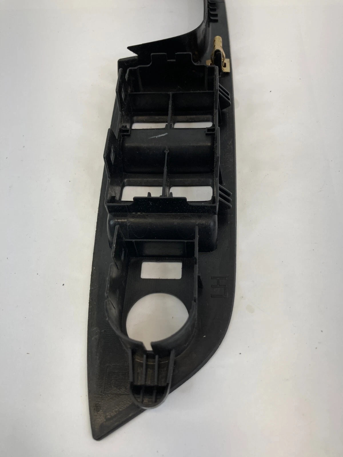 2010-2017 CHEVROLET EQUINOX FRONT LEFT MASTER WINDOW SWITCH BEZEL 25946838 OEM