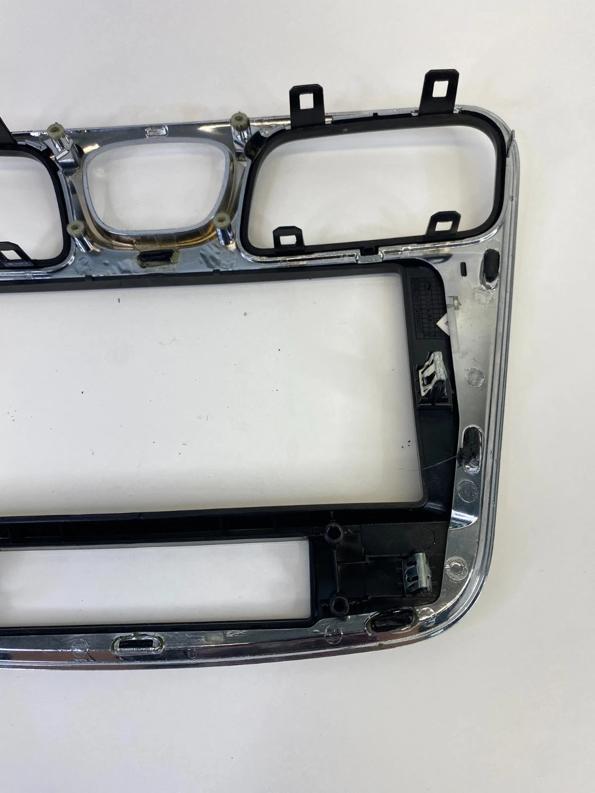 2011-2014 CHRYSLER 200 CENTER DASH RADIO CLOCK & HAZARD SWITCH BEZEL TRIM OEM