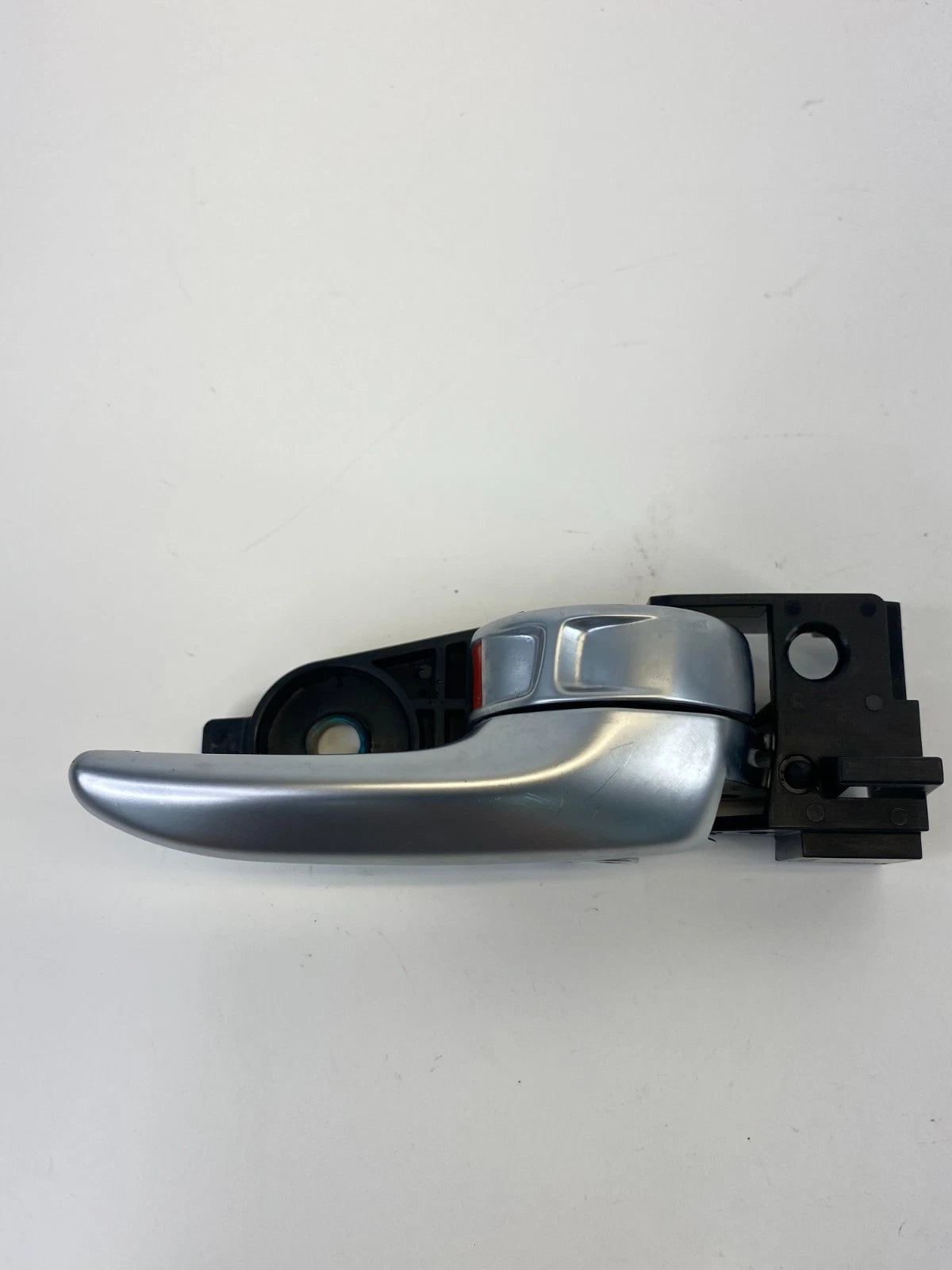 15-17 Chrysler 200 Front Right Passenger Side Interior Door Handle 3038087 OEM