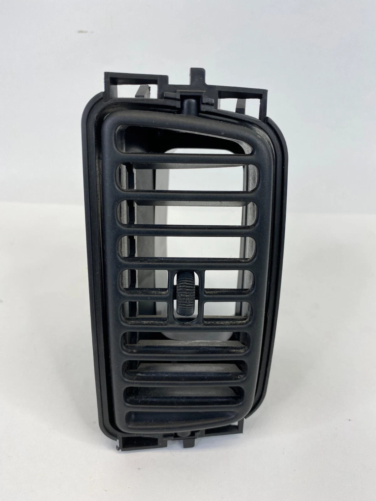 2001-2003 FORD ESCAPE DASH RIGHT PASSENGER SIDE AC AIR VENT GRILL DUCT OEM